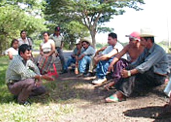 Campesinos at Nueva Linda